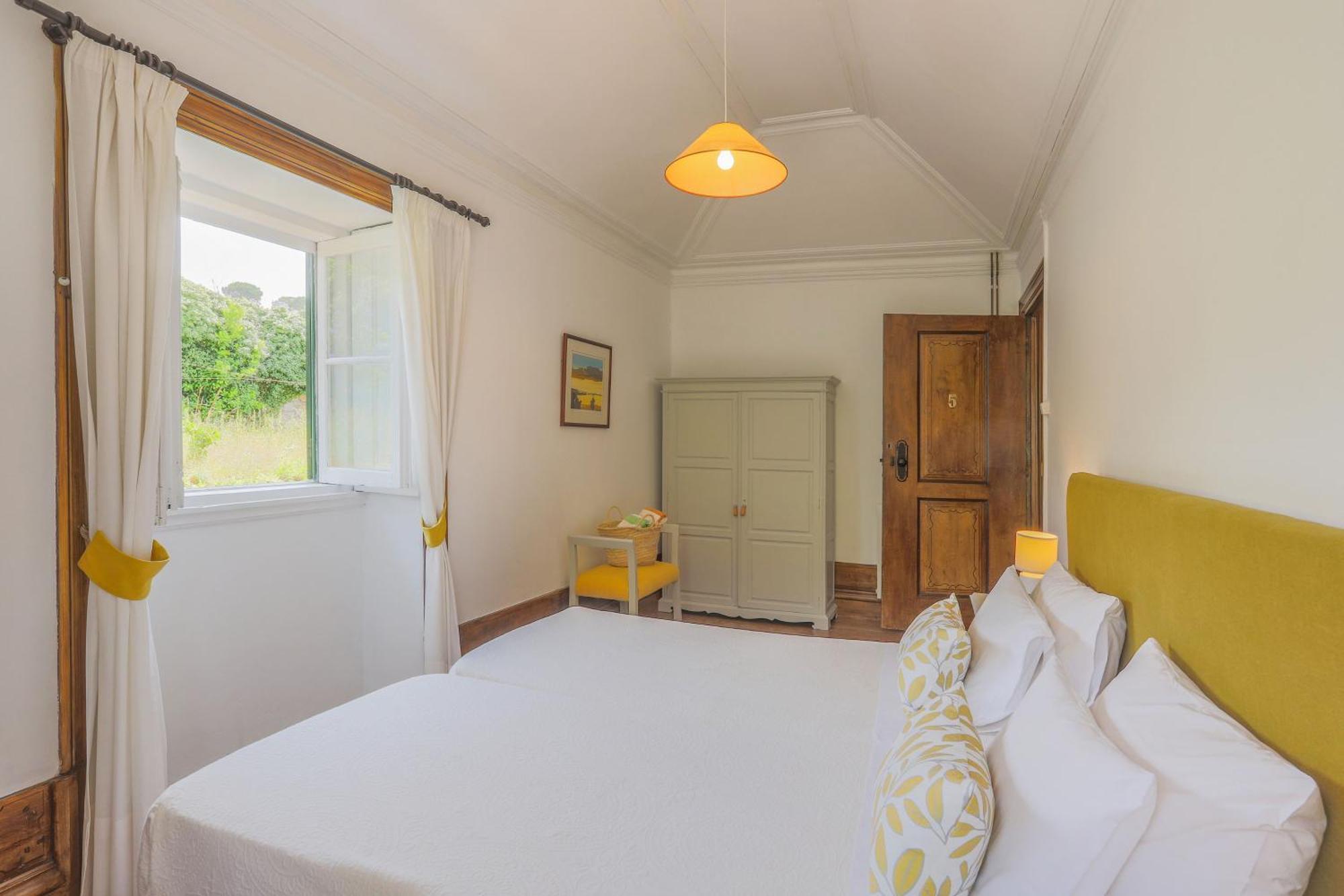 Outeiro Tuias - Manor House Hotel Marco de Canaveses Bilik gambar